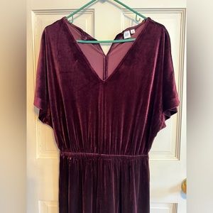 GAP factory Wine VELOUR JUMPSUIT. Size Medium. Like New.